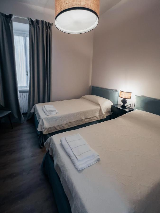 Caffe Delle Rose Les Chambres Verbania Eksteriør billede